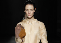 PRADA 2011ĦǹŵϵŮb